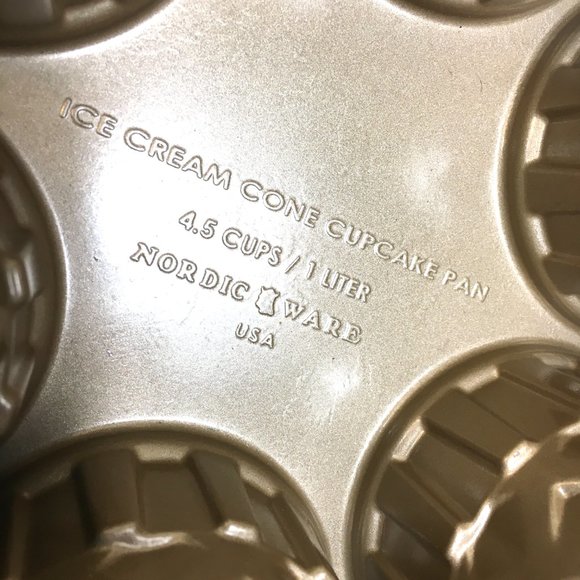NORDIC WARE Retired Gold Color Ice Cream Cone 6 Cupcake Baking Pan - Picture 8 of 10